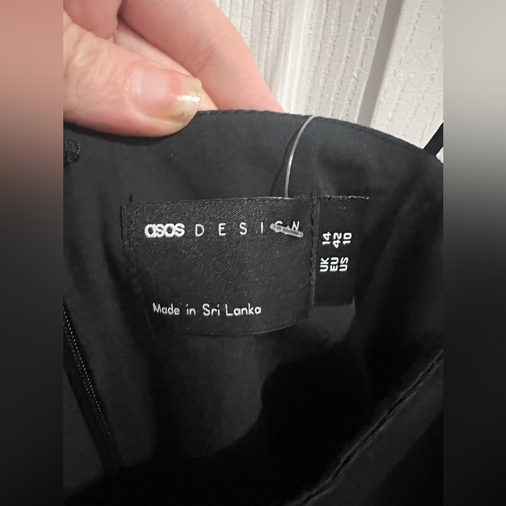 Black Sleeveless Cut Out Mini Dress ASOS Size 10 (14 UK) NWT - Picture 4 of 13